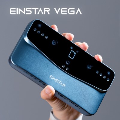 EinStar VEGA tient dans la main